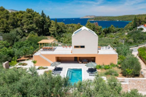 Nine Olives Hvar